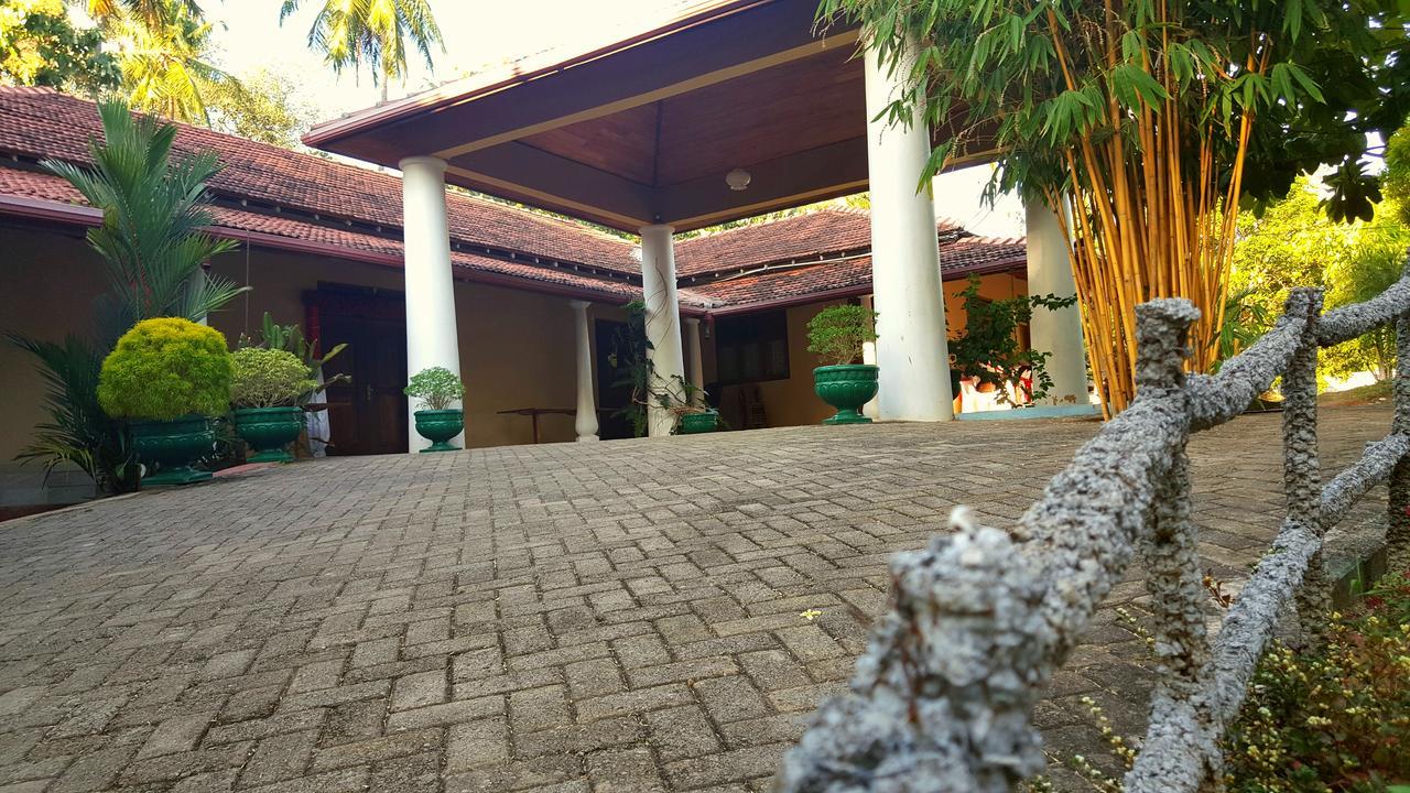 Soba Lanka Holiday Resort Melsiripura Экстерьер фото